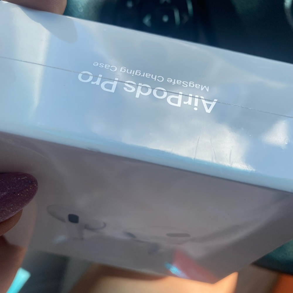 AirPod Pro with MagSafe charging case
